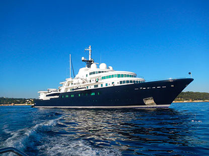 M/Y Le Grand Bleu, superyacht photographed at sea
